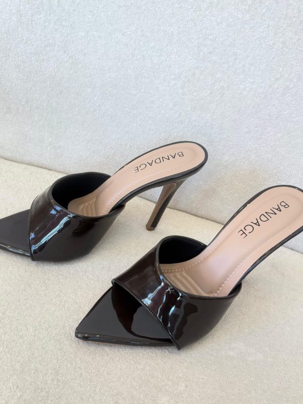 Sandalia Juliana Verniz Café